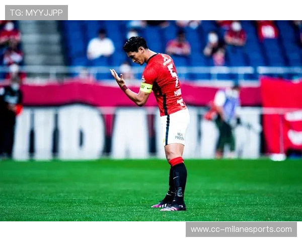 三次遭足球击中面部的传奇球星如何化险为夷并继续征战绿茵场